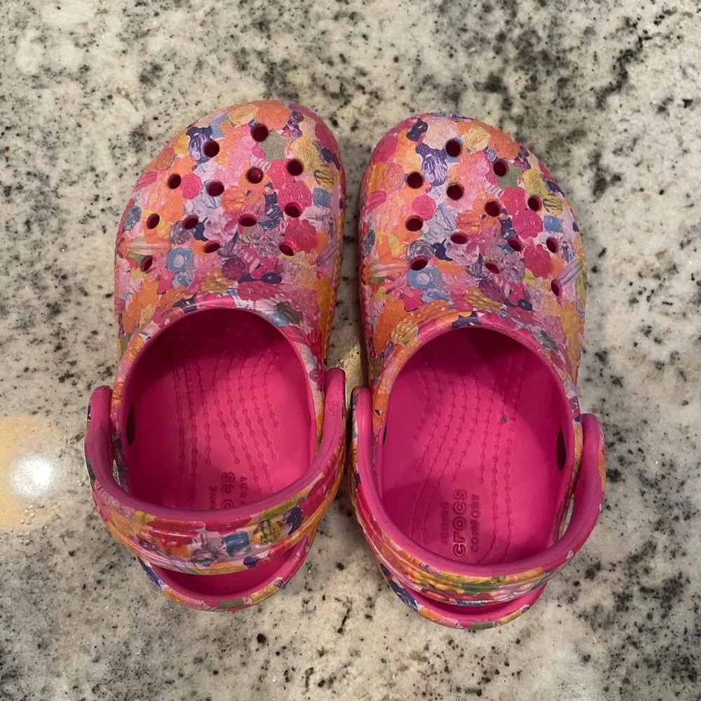 CROCS Kids Water Shoes - Pink and Orange - Picture 4 of 6